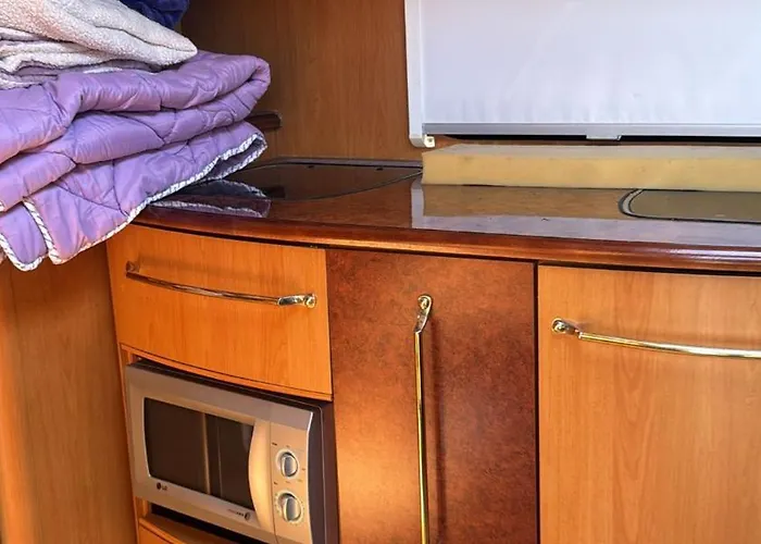 Lage 2 Personen Wohnwagen Luxus Kemp Volkach