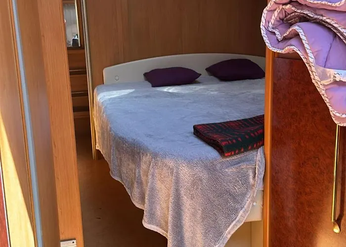 Lage 2 Personen Wohnwagen Luxus Kemp