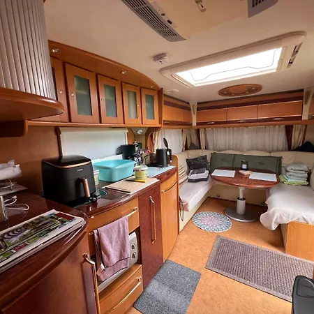 Lage 2 Personen Wohnwagen Luxus Campingplads Volkach